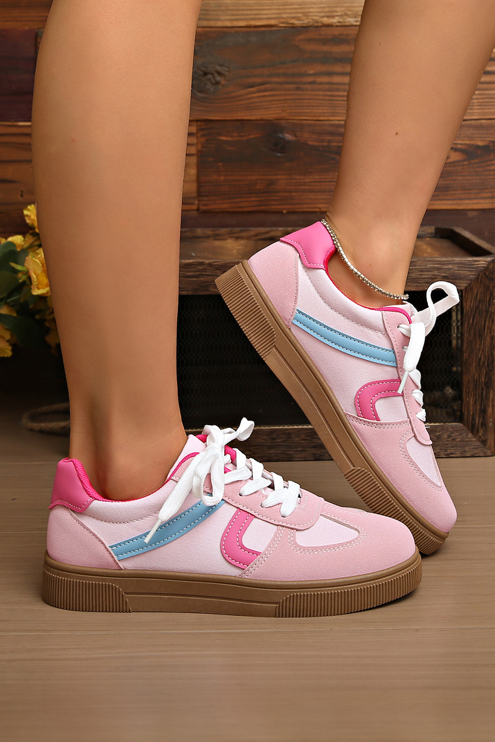 Blackish Green Color Block Lace Up Sneakers